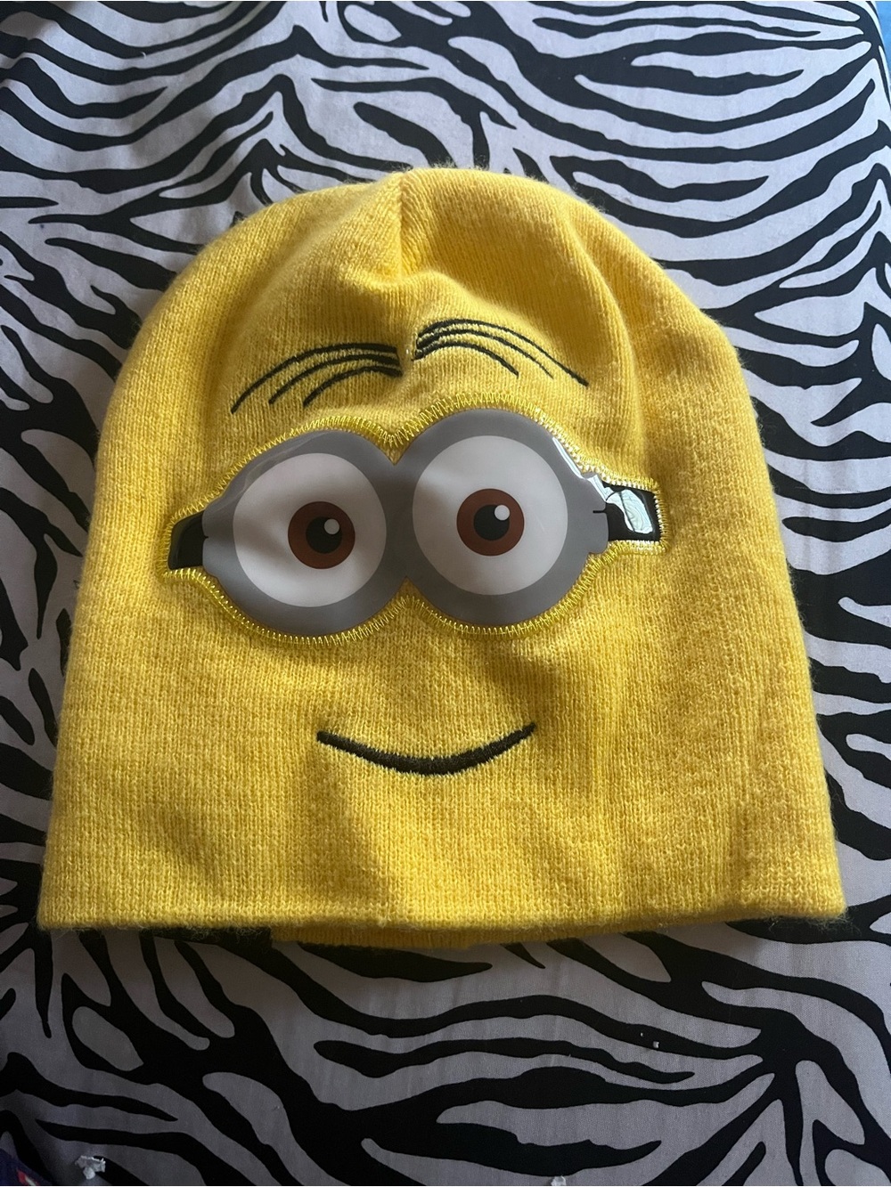Universal Despicable Me 2 Yellow Knit Beanie